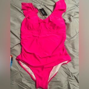 Daci hot pink ruffle one piece swimsuit size 14W